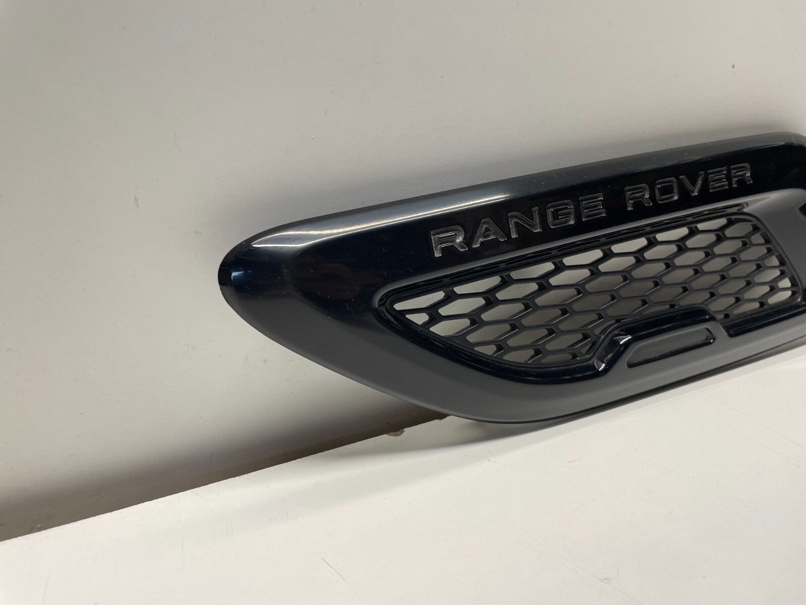 Front Left Wing Grille Range Rover Evoque L538 2015