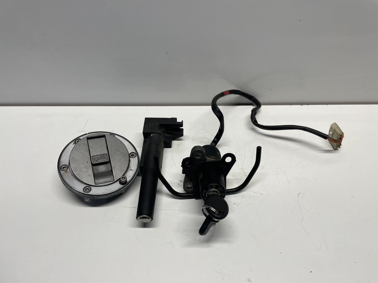 Lock Set Aprilia Pegaso 650 1999 - 2000