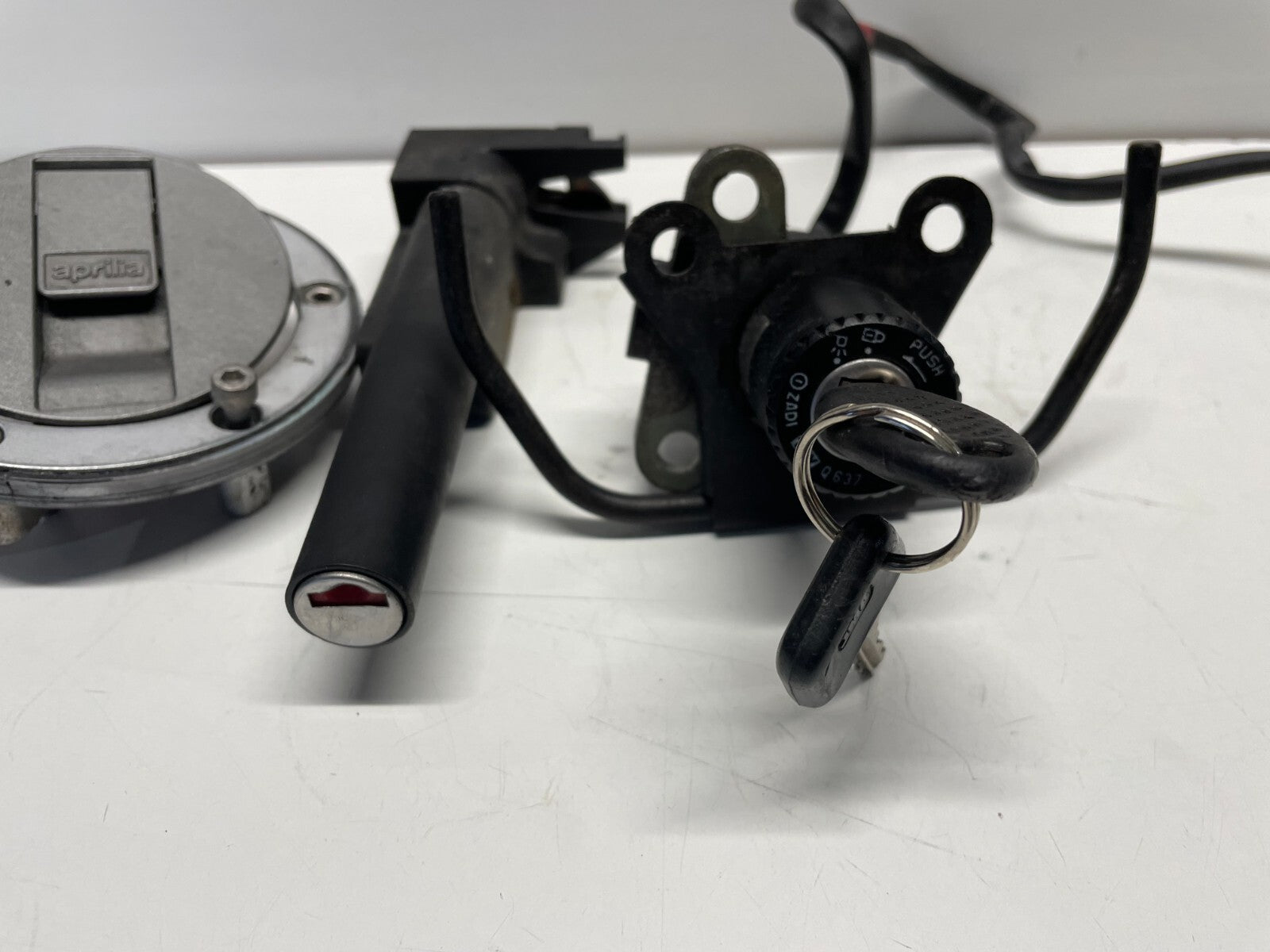 Lock Set Aprilia Pegaso 650 1999 - 2000