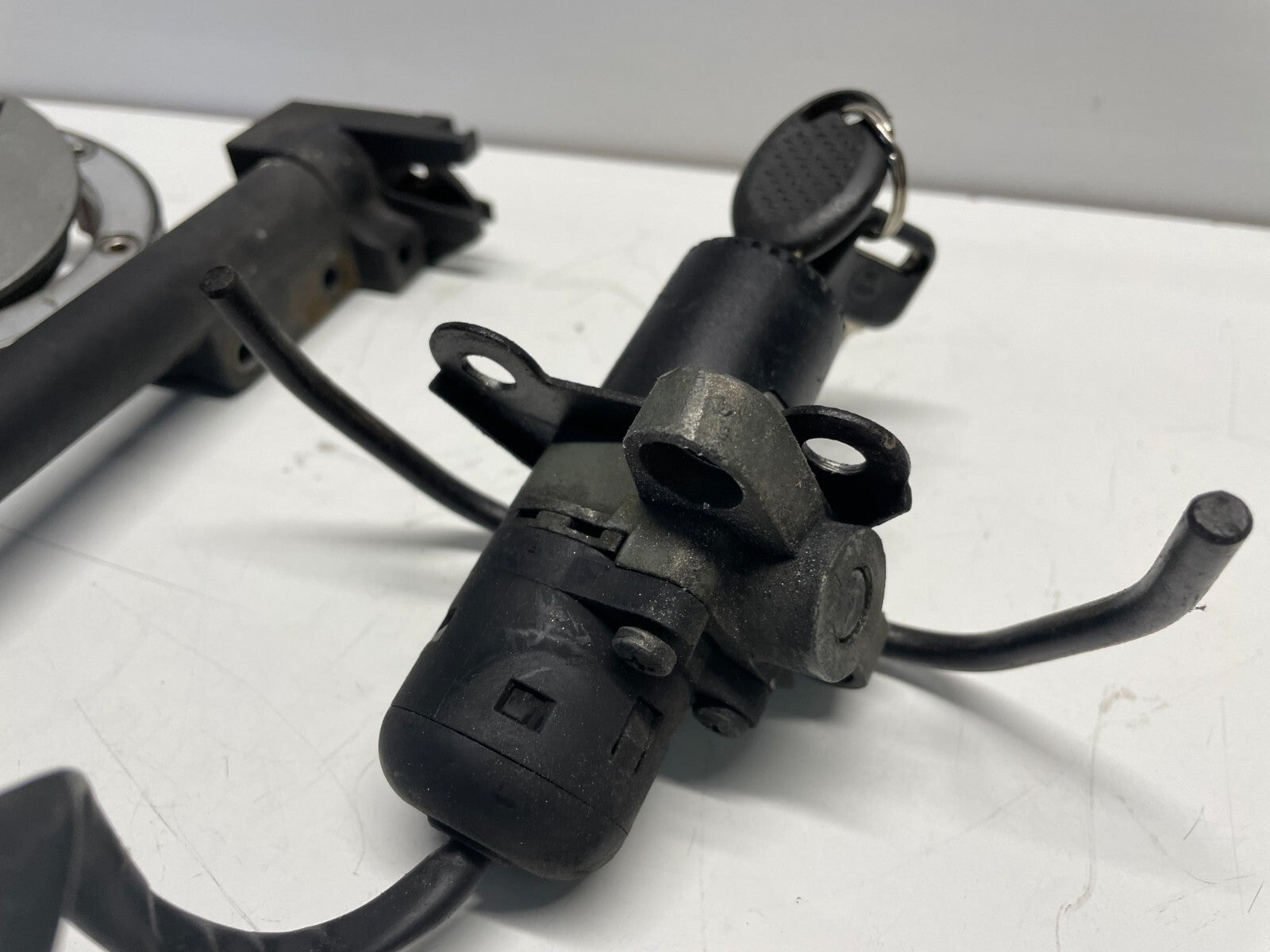 Lock Set Aprilia Pegaso 650 1999 - 2000