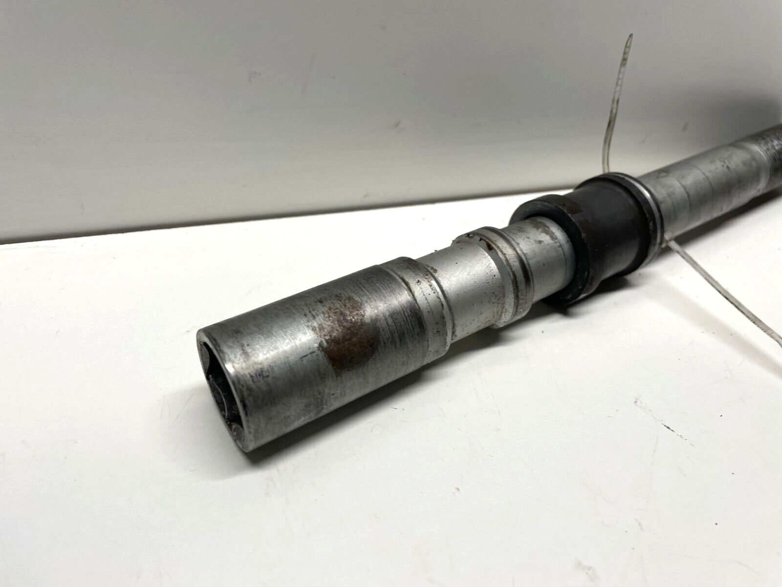 Front Wheel Spindle BMW F800 ST 2006 - 2010