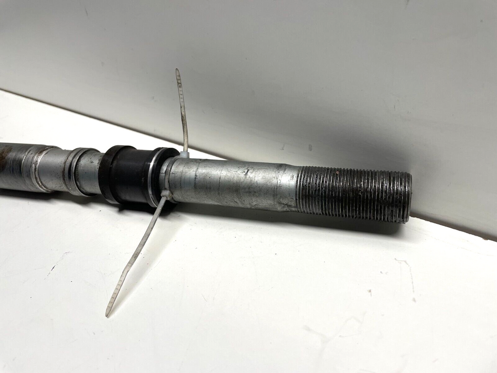 Front Wheel Spindle BMW F800 ST 2006 - 2010