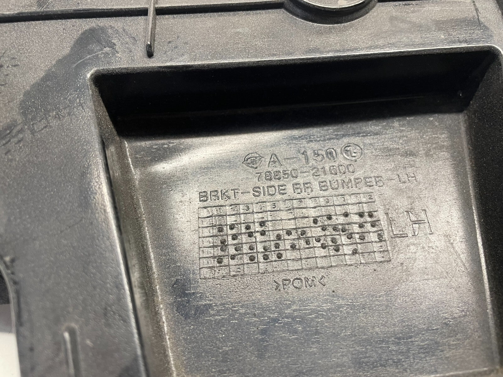 OEM Rear Left Side Bumper Bracket Ssangyong Turismo