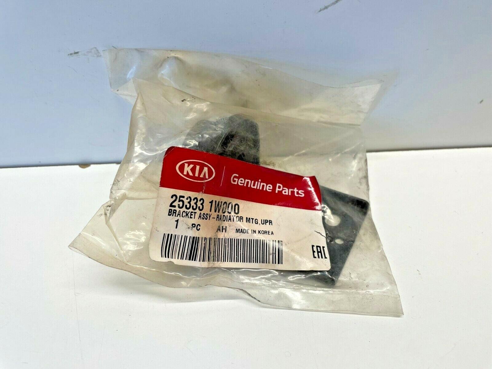 Upper Right Bracket Assy Radiator KIA Rio 2012 - 2014