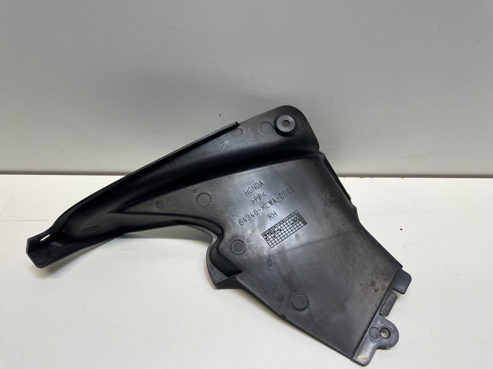 OEM Front Right Inner Infill Fairing Honda VFR 800 VTEC 2003 - 2009