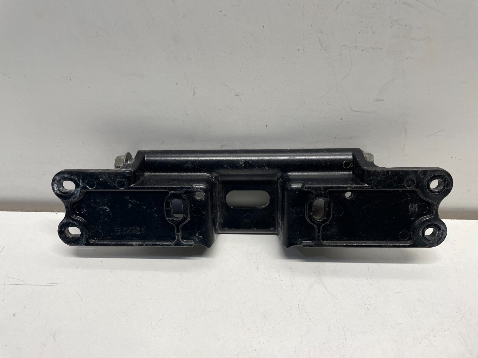 Fuel Tank Bracket Yamaha FJR 1300 2001 - 2005