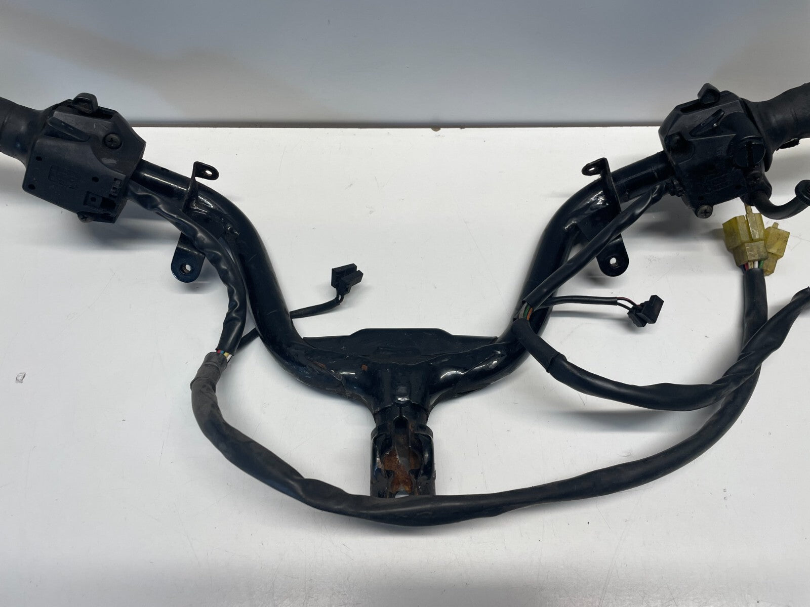 Handlebars & Switch Gears Suzuki Burgman UH 125 2002 - 2006
