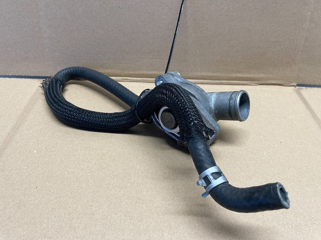 Water Thermostat Suzuki GSXR 600 750 L1 - L6 2011 - 2016
