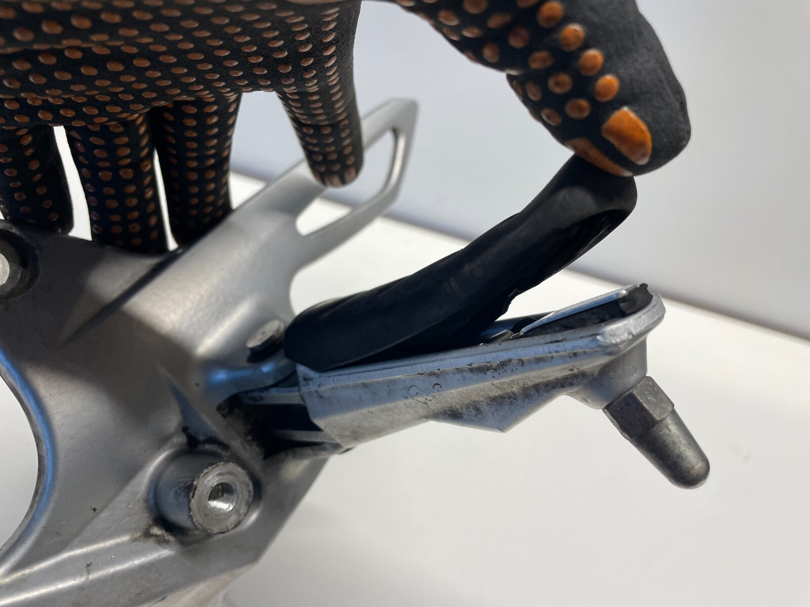 Front Left Foot Peg & Hanger Bracket BMW F800 ST 2006 - 2010