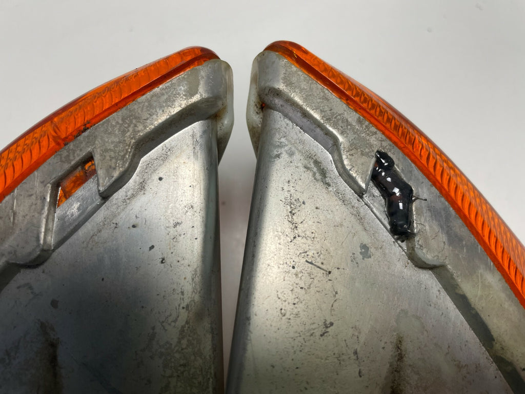 Left & Right Front Indicator Suzuki Burgman 125 2002 - 2006