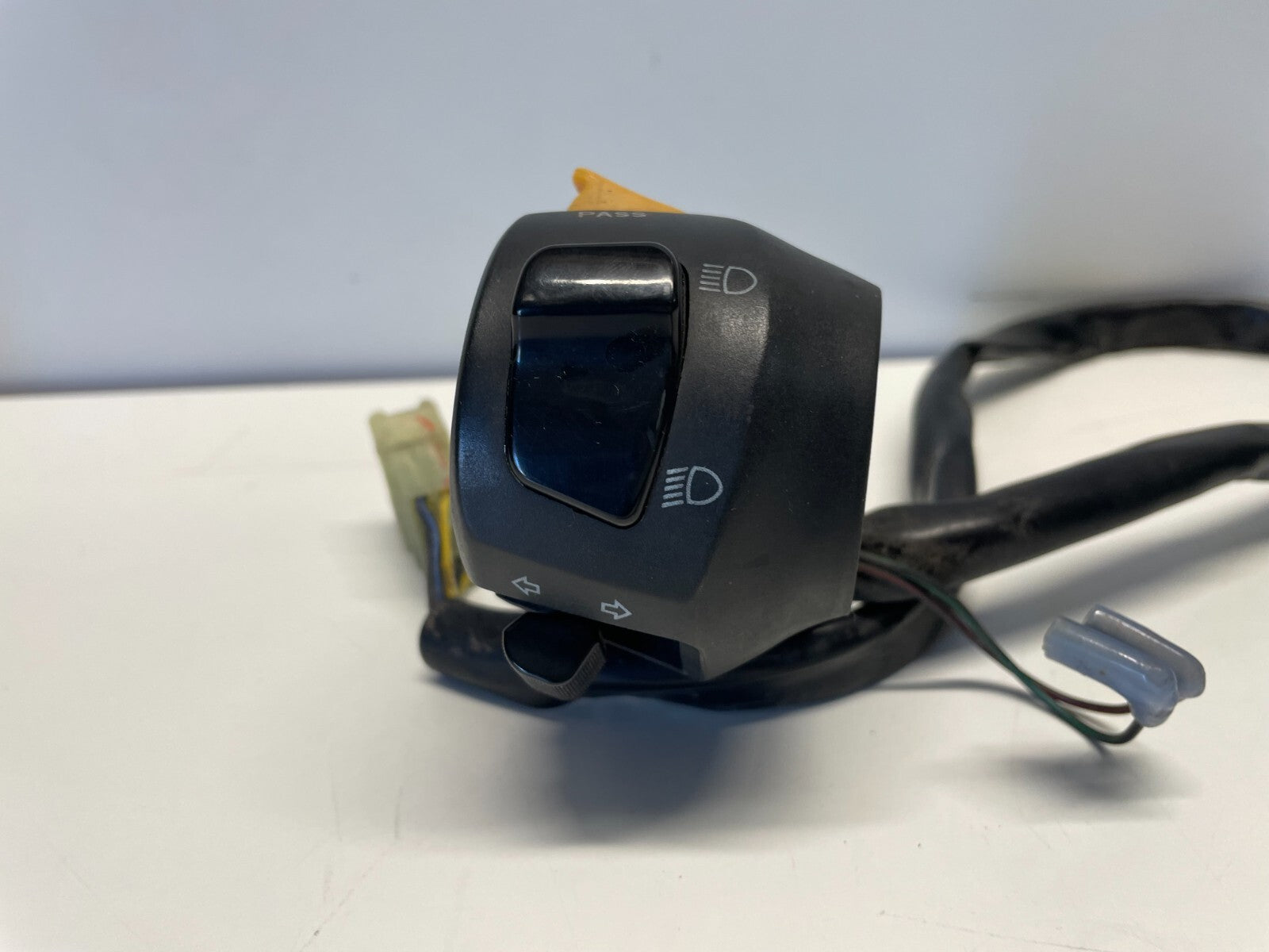 Left Hand Switchgear Suzuki Burgman UH 125 2013 - 2018