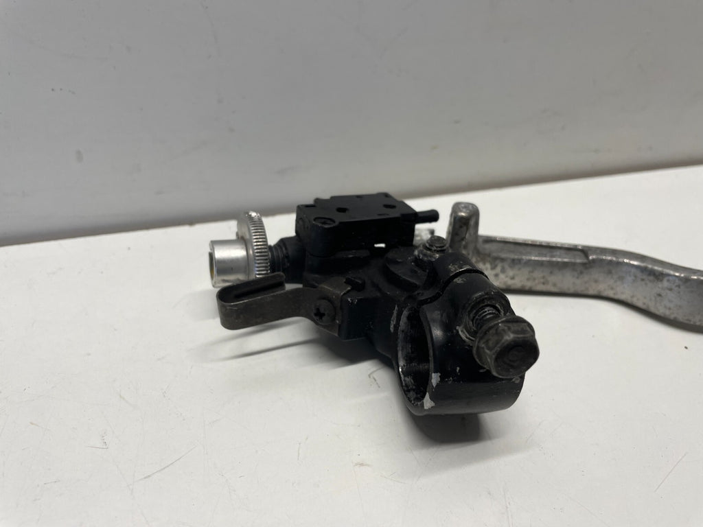 Clutch Mounting Bracket Yamaha YZF R6 5SL 2003 - 2005