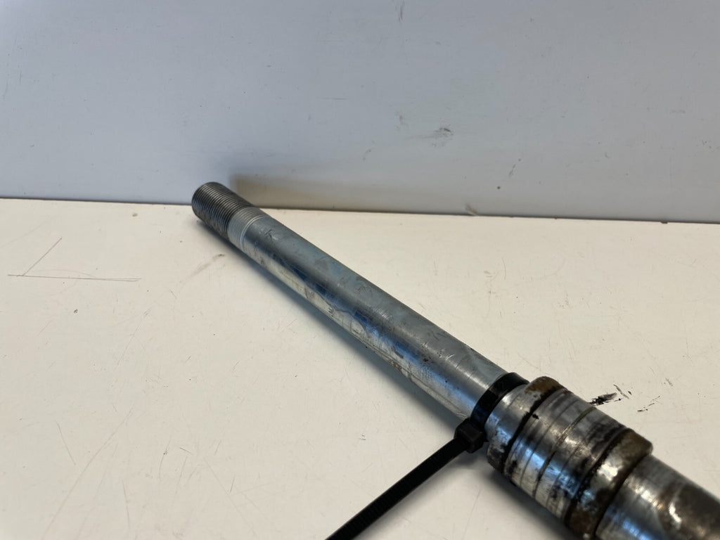 Front Wheel Spindle Kawasaki ER6N 2012 - 2016