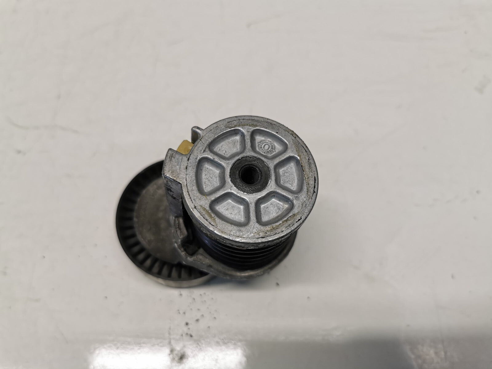 Alternator belt tensioner VW Polo 1.2 TDI 2011 CFWA