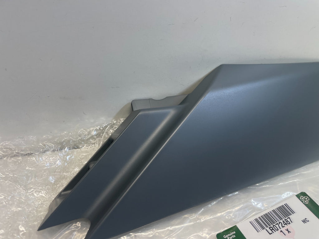 Front Left Side Trim Land Rover Discovery L550