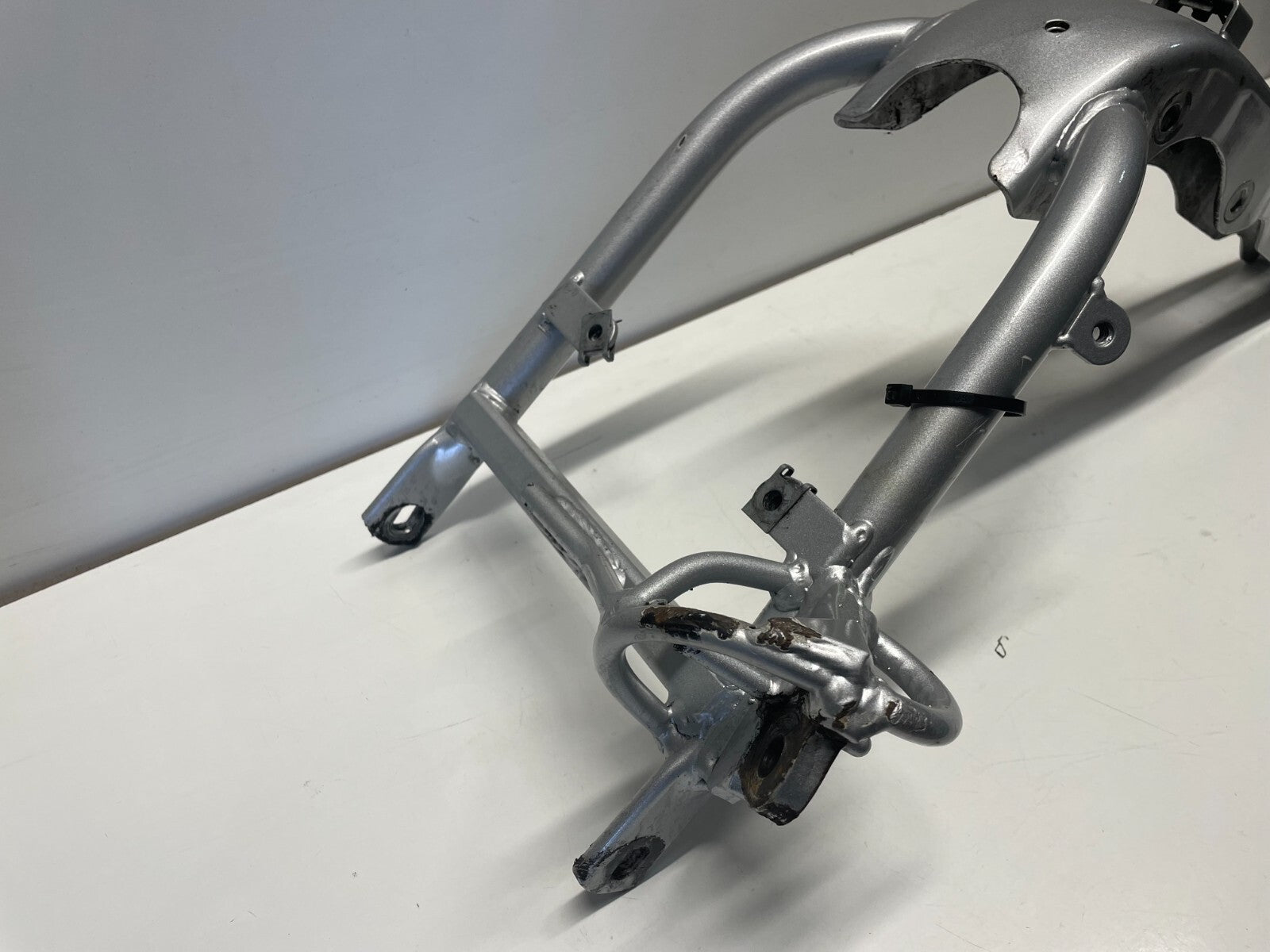 Engine Subframe Aprilia Pegaso 650 1999 - 2000
