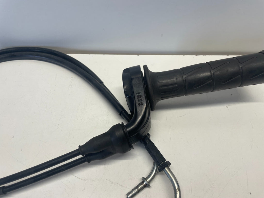 Throttle Twist Grip Housing Cable Kawasaki ZX9R Ninja 1998 - 1999