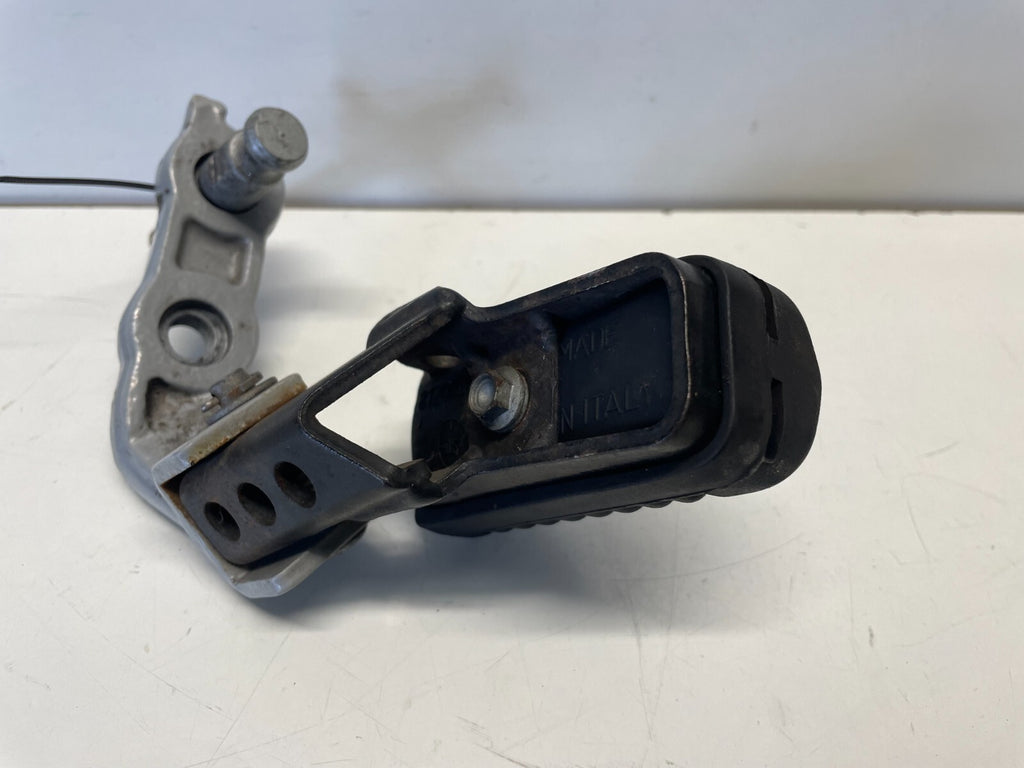 Front Right Foot Peg Hanger Aprilia Pegaso 650 1999 - 2000