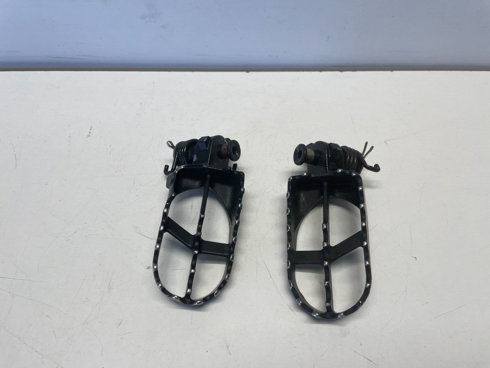 Front Rider Foot Peg Yamaha WR250F 2001 - 2005