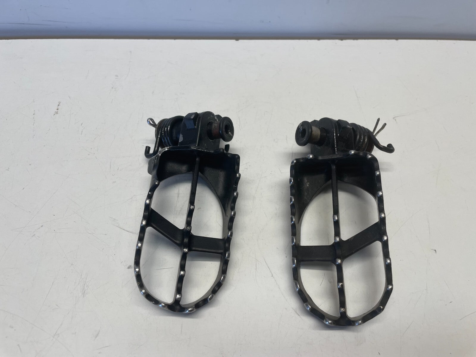 Front Rider Foot Peg Yamaha WR250F 2001 - 2005