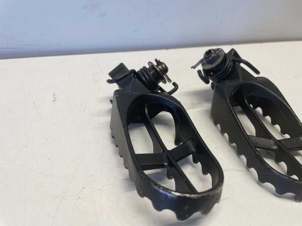 Front Rider Foot Peg Yamaha WR250F 2001 - 2005
