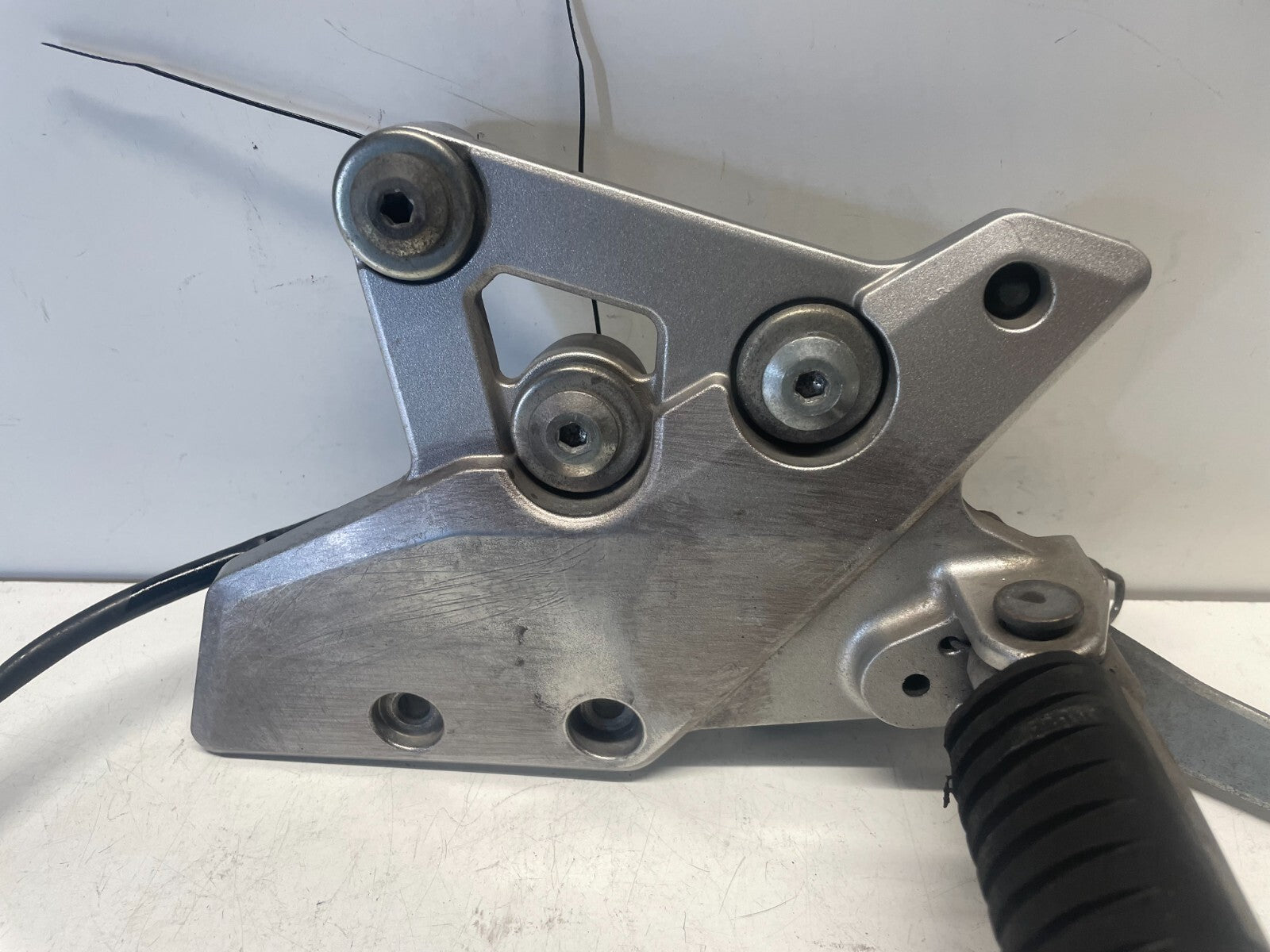 Right Foot Peg Assembly Kawasaki KLZ 1000 Versys 2012 - 2014 #008