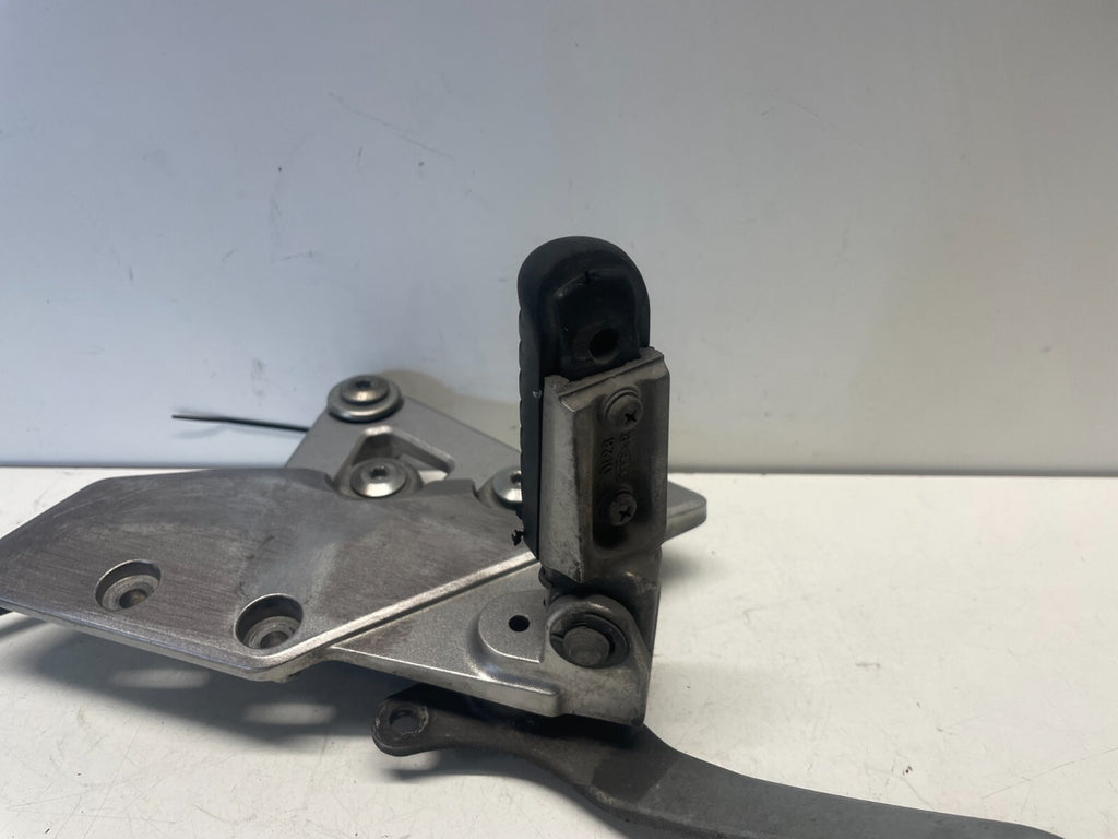 Right Foot Peg Assembly Kawasaki KLZ 1000 Versys 2012 - 2014 #008