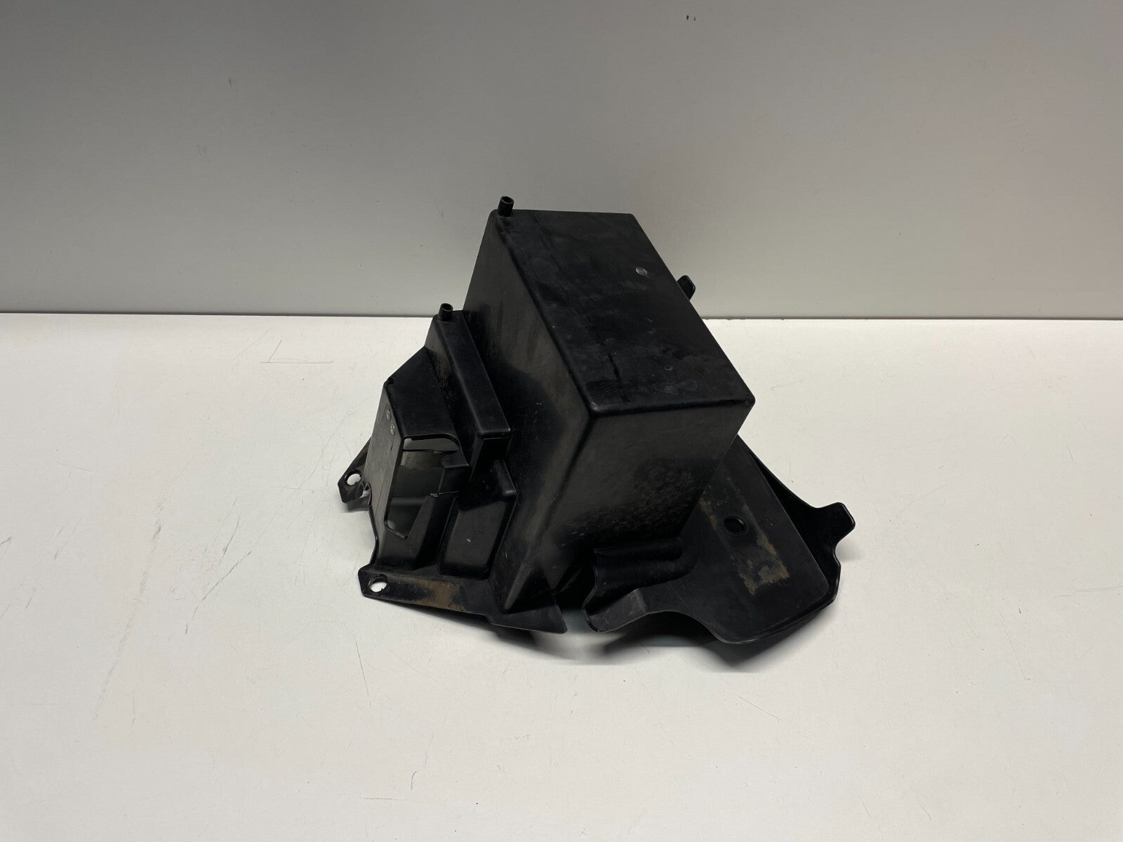 Battery Tray Box Suzuki VL800 Intruder Boulevard C50 2005 - 2011
