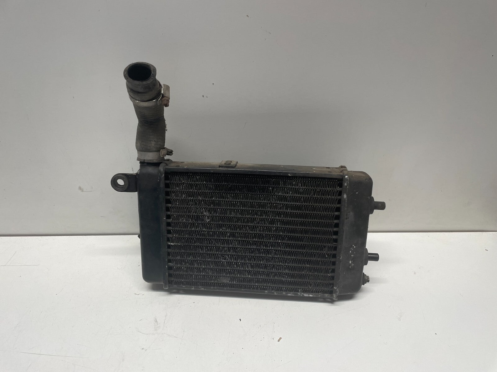 Right RH Radiator + Fan Aprilia SL1000 Falco 2000 - 2003