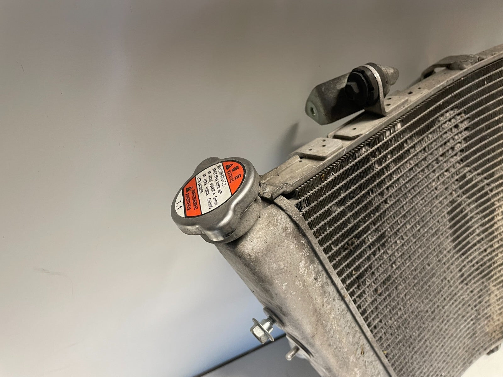 OEM Radiator Suzuki GSXR 600 2011 - 2017 L1 - L7