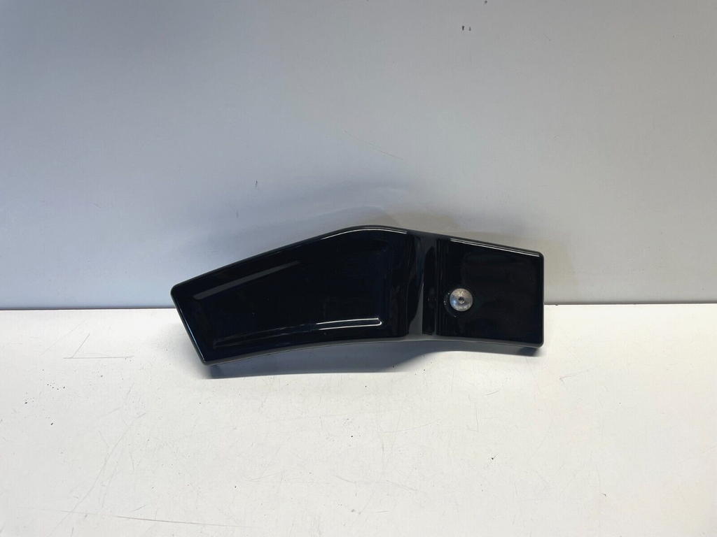 Right Side Frame Cover Suzuki VL800 Intruder Boulevard C50 2005 - 2011