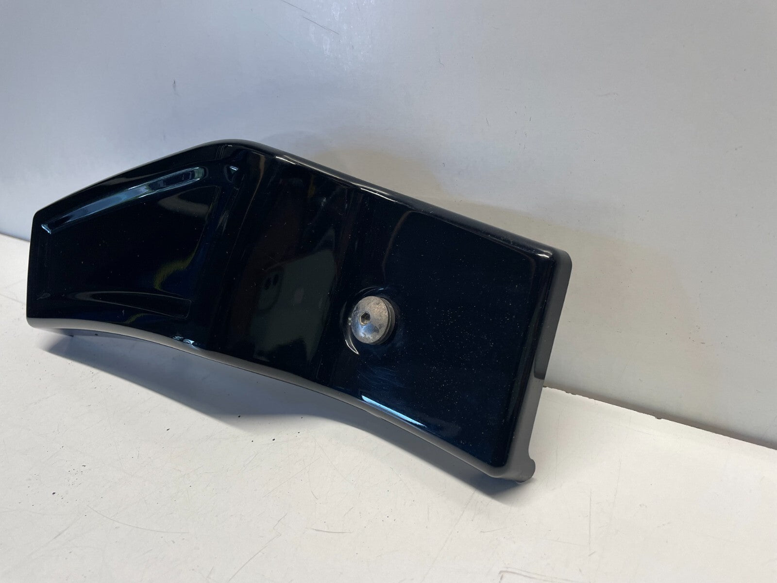 Right Side Frame Cover Suzuki VL800 Intruder Boulevard C50 2005 - 2011