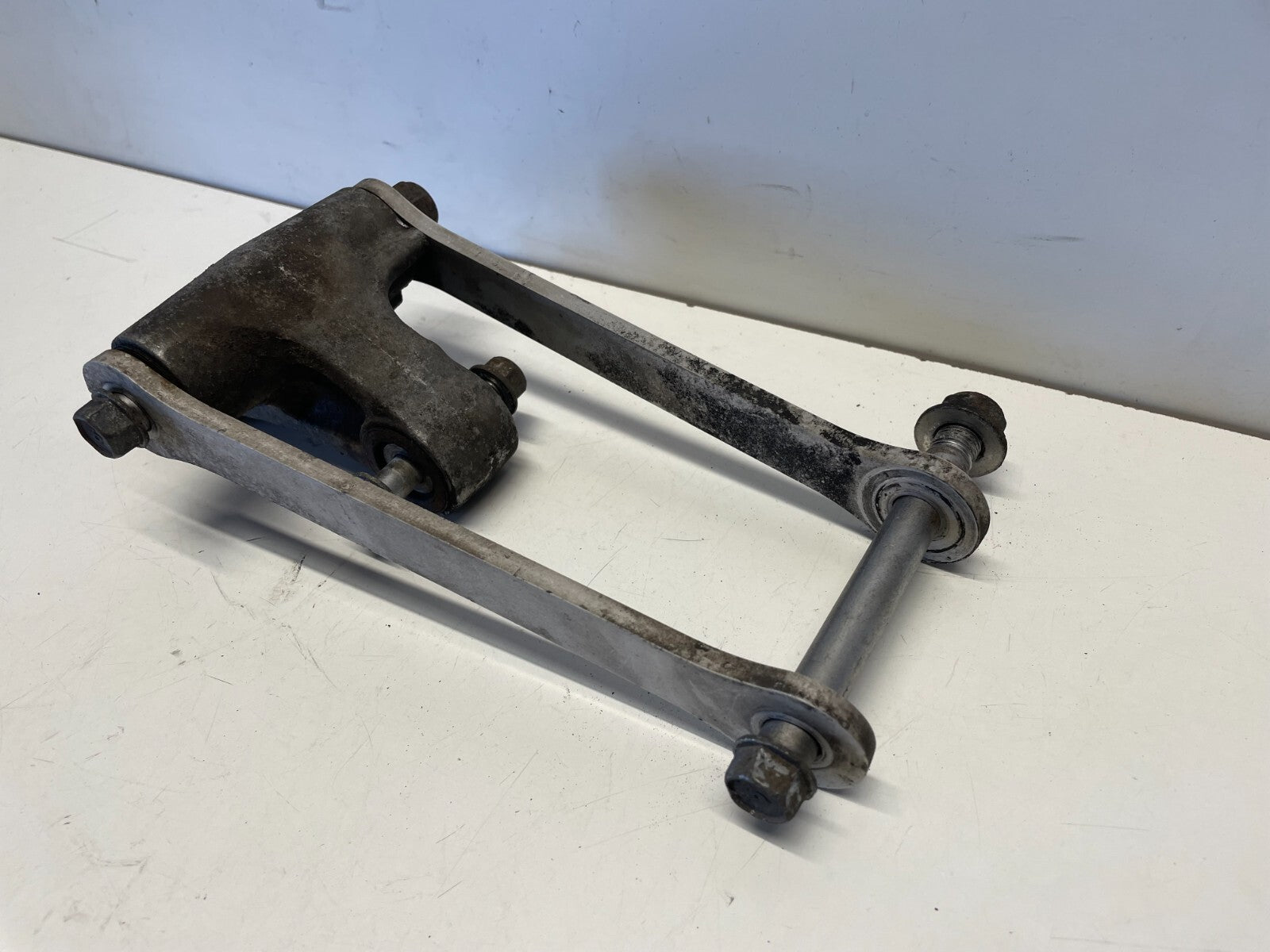 Rear Shock Linkage Kawasaki ZX9R Ninja 1998 - 1999