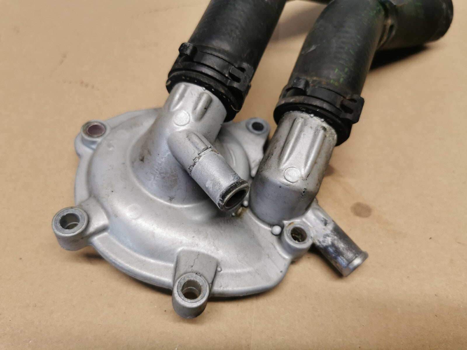 Water Pump Cover Housing BMW F800 ST 2006 - 2010