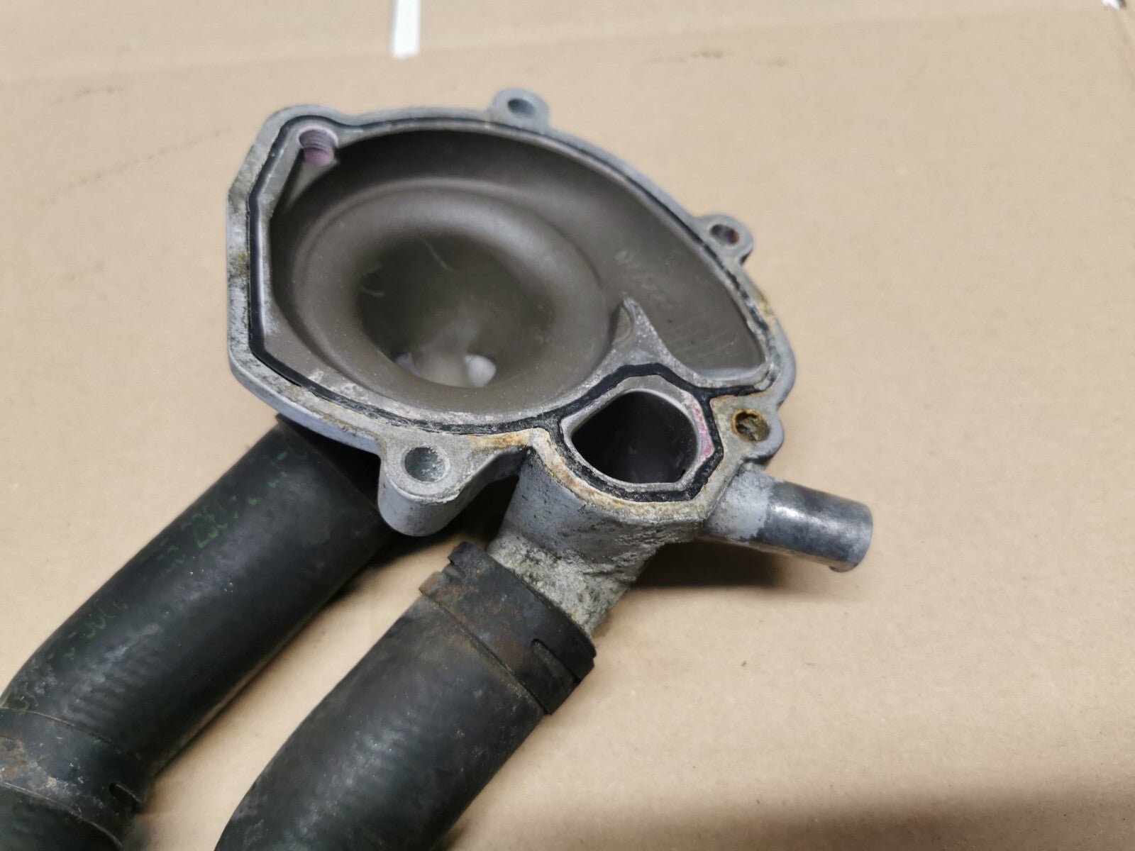 Water Pump Cover Housing BMW F800 ST 2006 - 2010