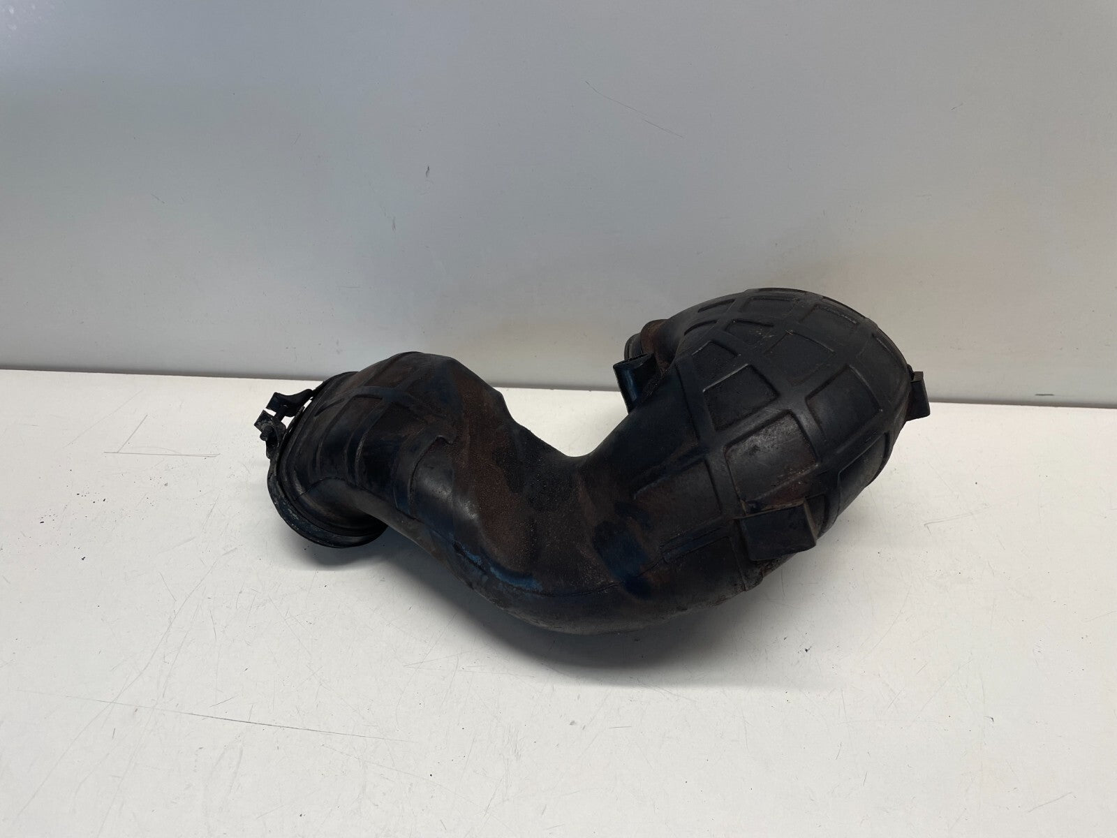 Air Intake Duct Suzuki VL800 Intruder Boulevard C50 2005 - 2011