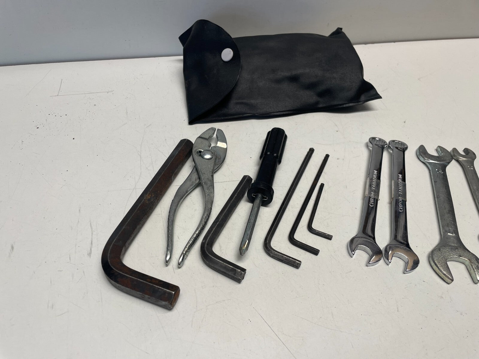 Tool Kit Suzuki VL800 Intruder Boulevard C50 2005 - 2011