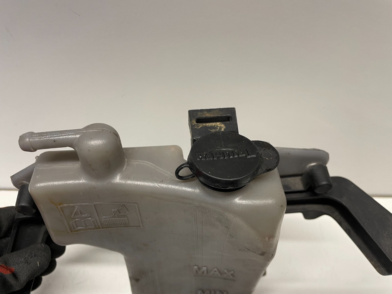 Coolant Bottle & Bracket Triumph ST 1050 Sprint 2005 - 2011 S001