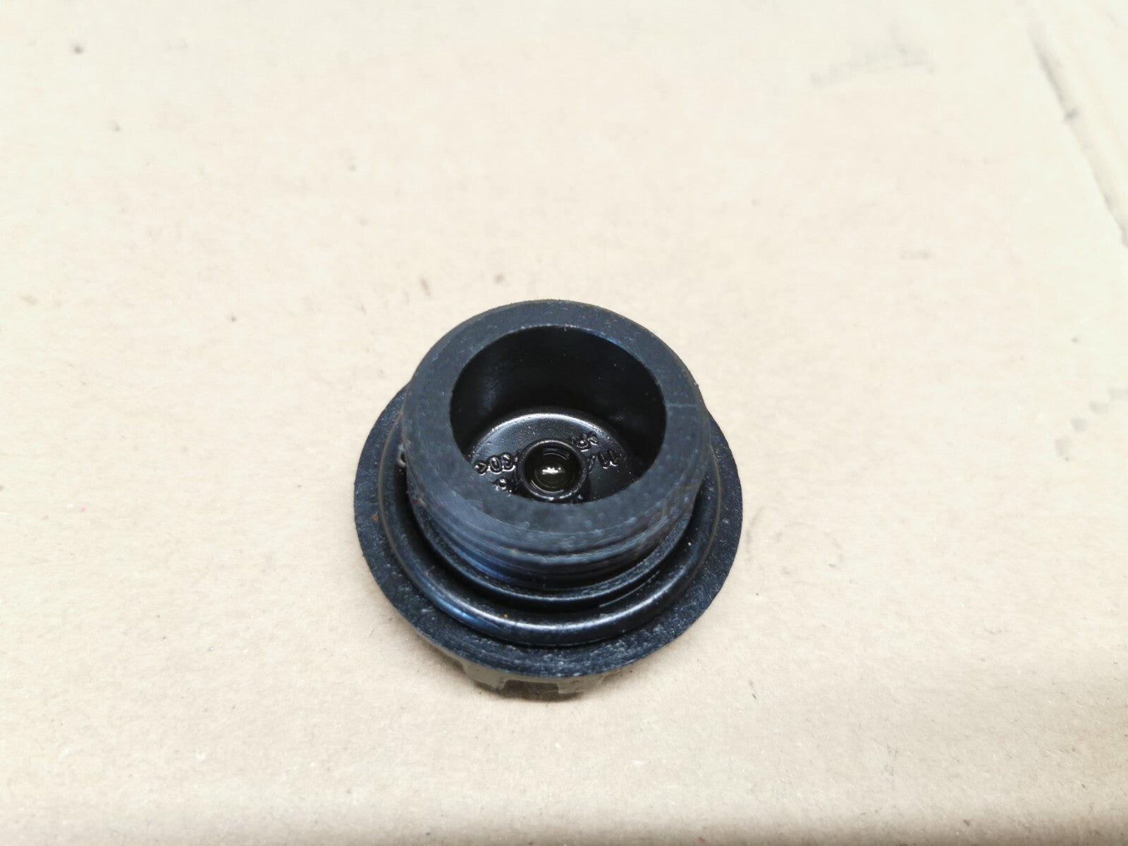 OE Engine Oil Plug Cap Kawasaki Z1000 SX 2014 - 2016