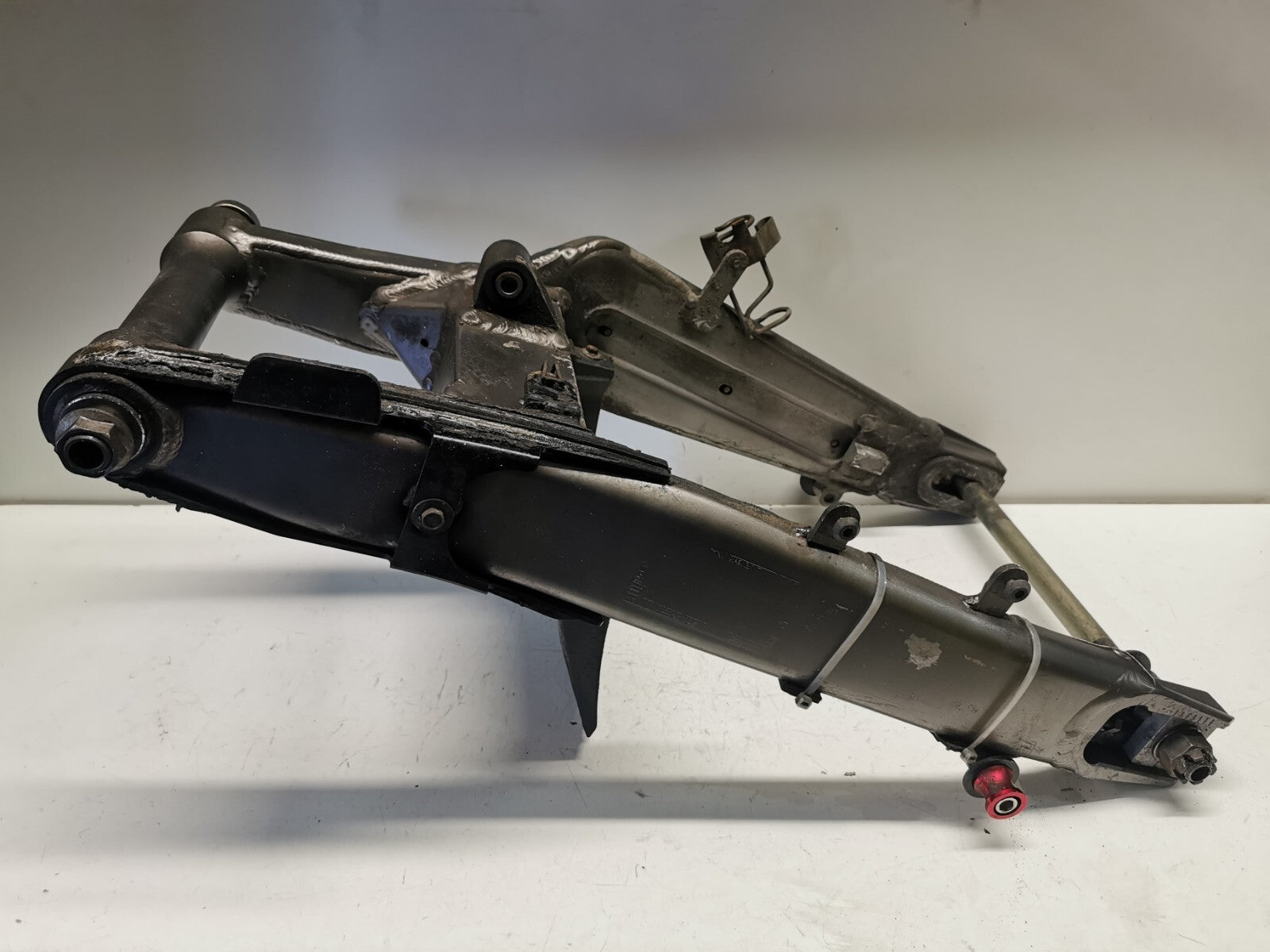 Rear Swing Arm (grey) Kawasaki KLZ 1000 Versys 2012 - 2014 #008