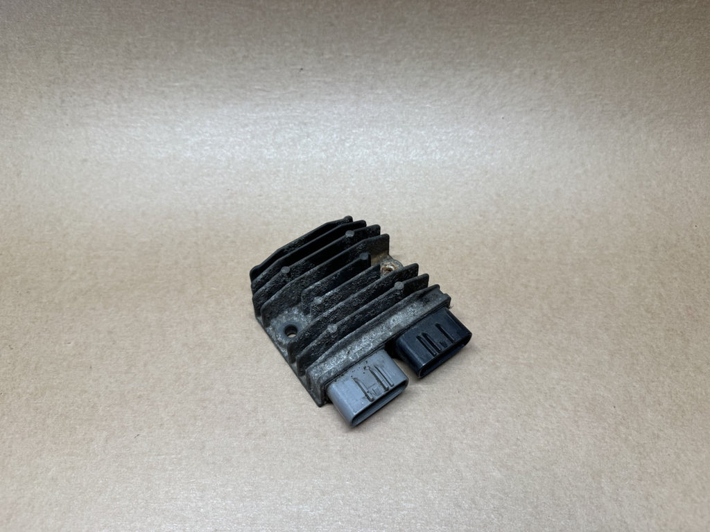Ducati Monster 821 2014 (2014 - 2016) Rectifier Voltage Regulator