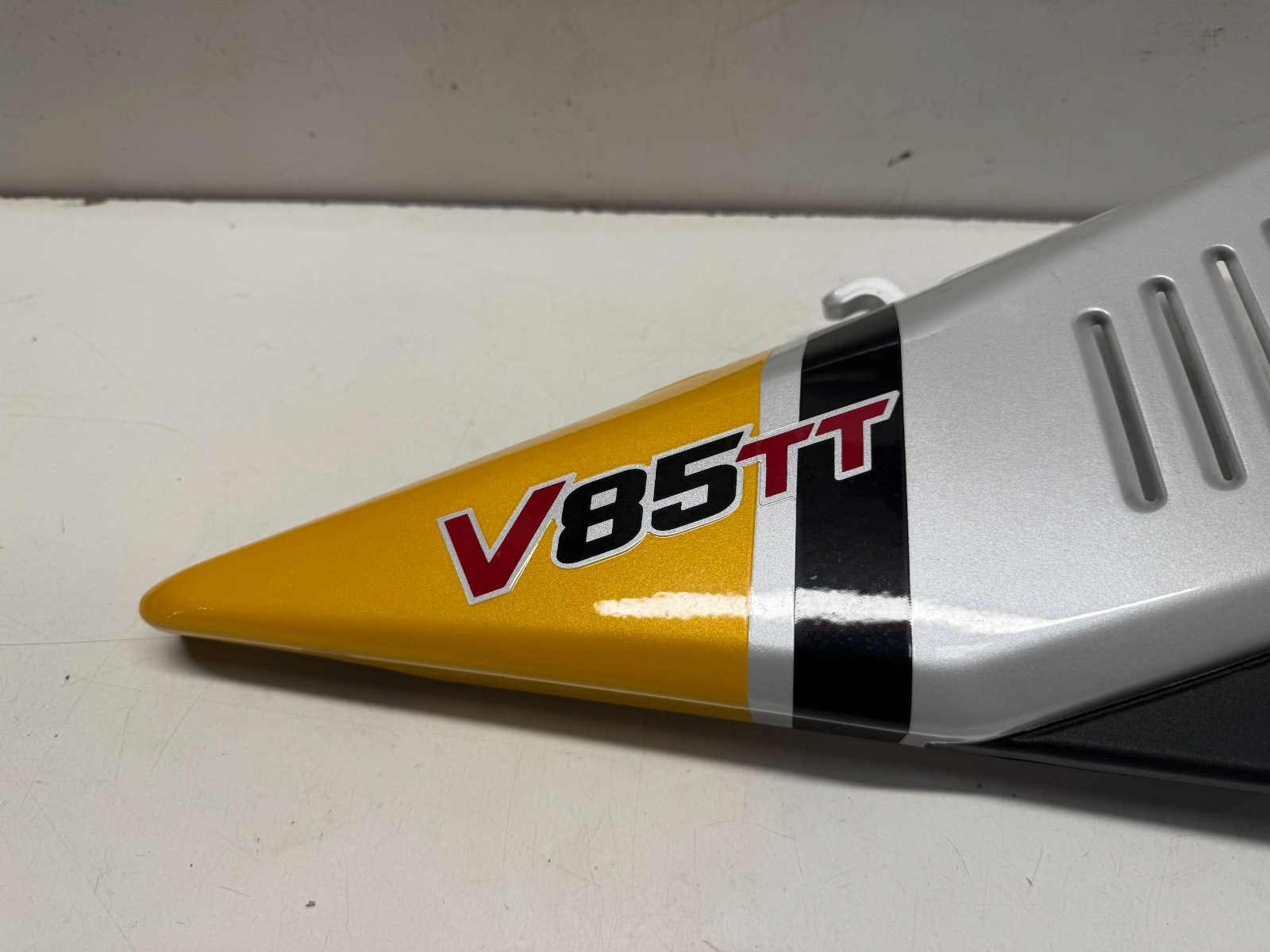 Right Cover Fairing Moto Guzzi V85 TT 2020