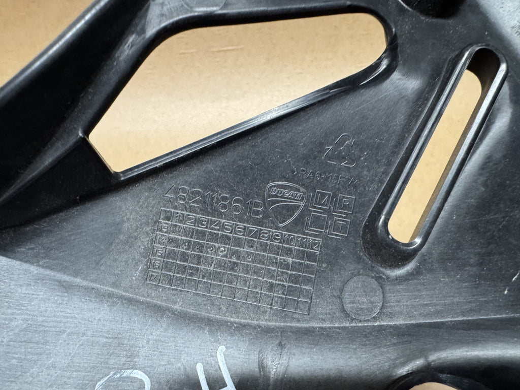 Ducati Monster 821 2014 (2014 - 2016) Right Side Cover Fairing