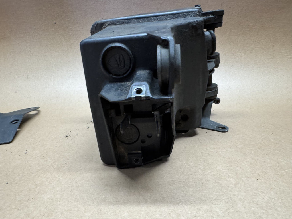 Ducati Monster 821 2014 (2014 - 2016) Battery Box Tray