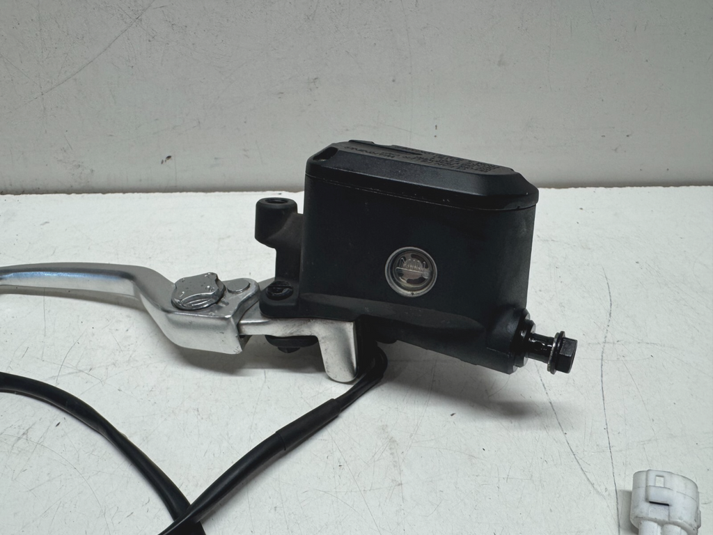 Front Brake Master Cylinder Moto Guzzi V85 TT 2020
