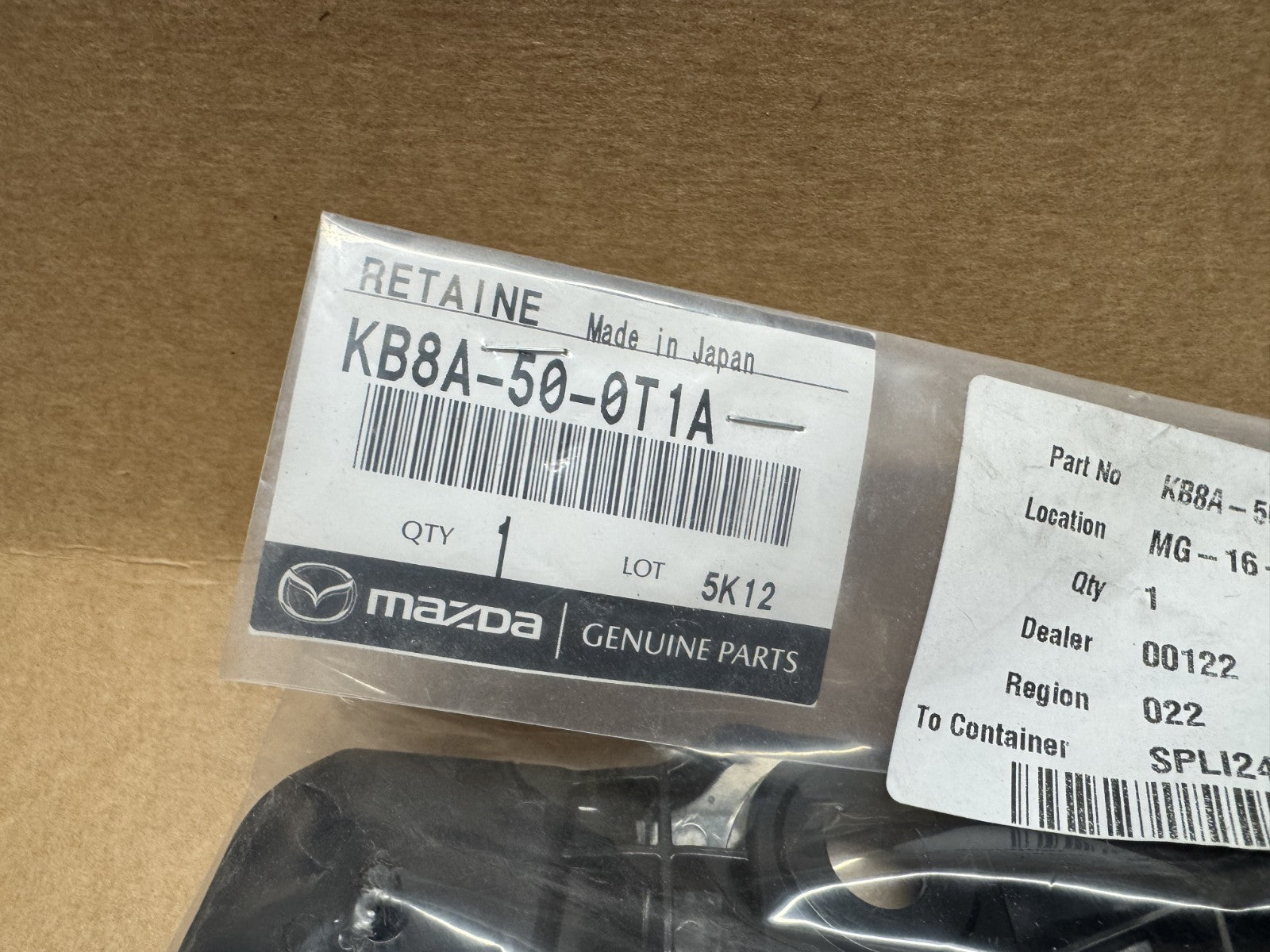 OEM MAZDA CX-5 2017- FRONT RIGHT BUMPER BRACKET KB8A500T1A NEW