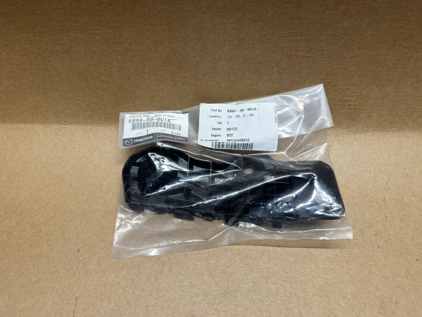 OEM MAZDA CX-5 2017- FRONT LEFT BUMPER BRACKET KB8A500U1A NEW