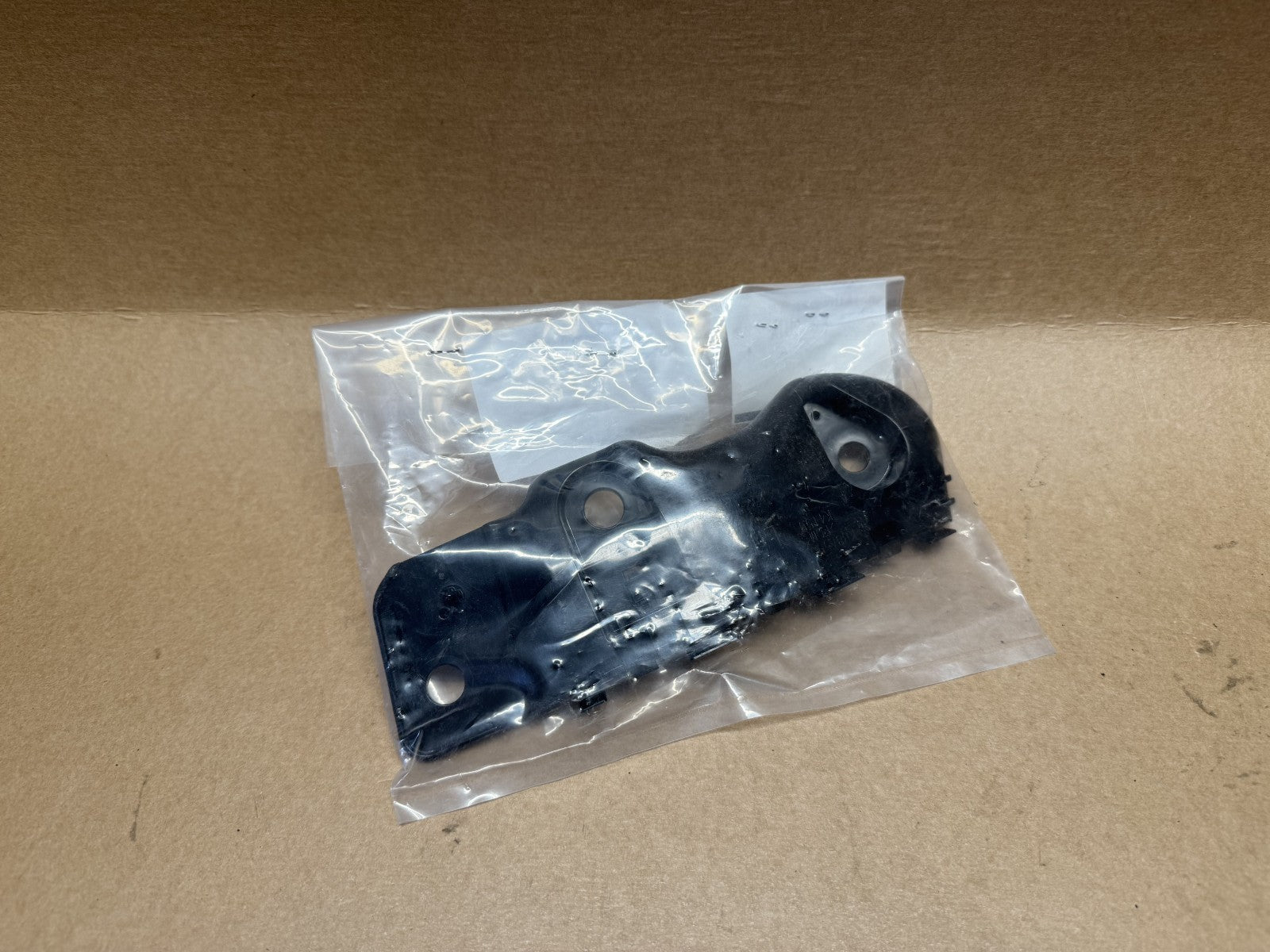 OEM MAZDA CX-5 2017- FRONT LEFT BUMPER BRACKET KB8A500U1A NEW