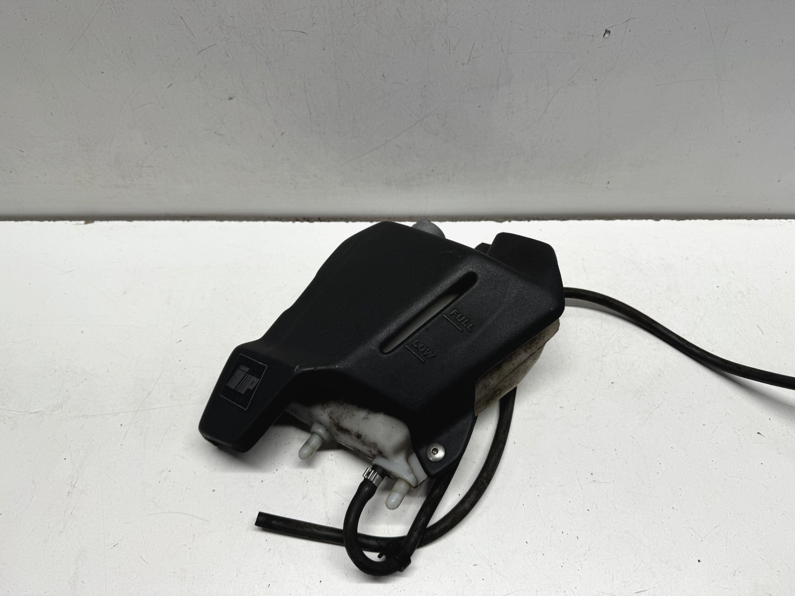 2001 - 2007 Aprilia Caponord ETV 1000 Coolant Bottle