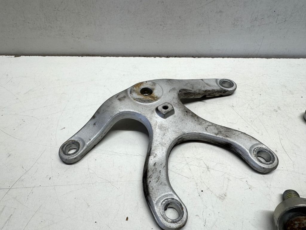 KTM RC8 1190 2008 (2008 - 2010) Engine Mount Support Bracket Set